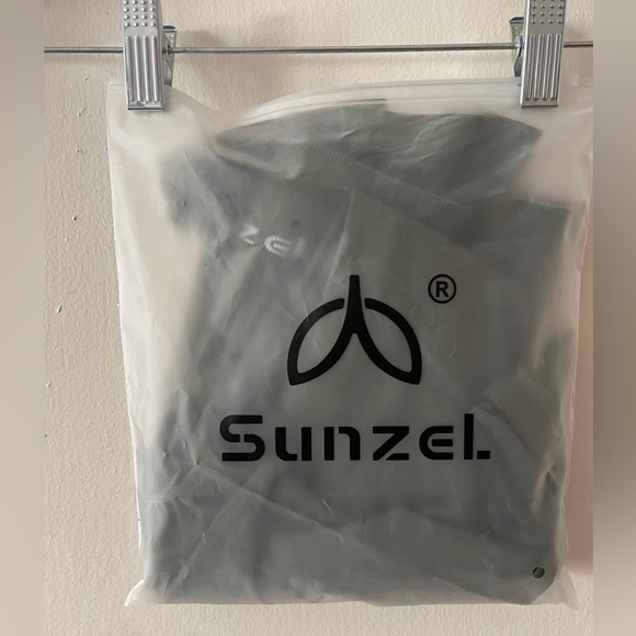 Sunzel “Scrunch Butt Lifting Leggings - Picture 5 of 7